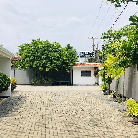 Bony'S Holiday Inn Negombo Kültér fotó