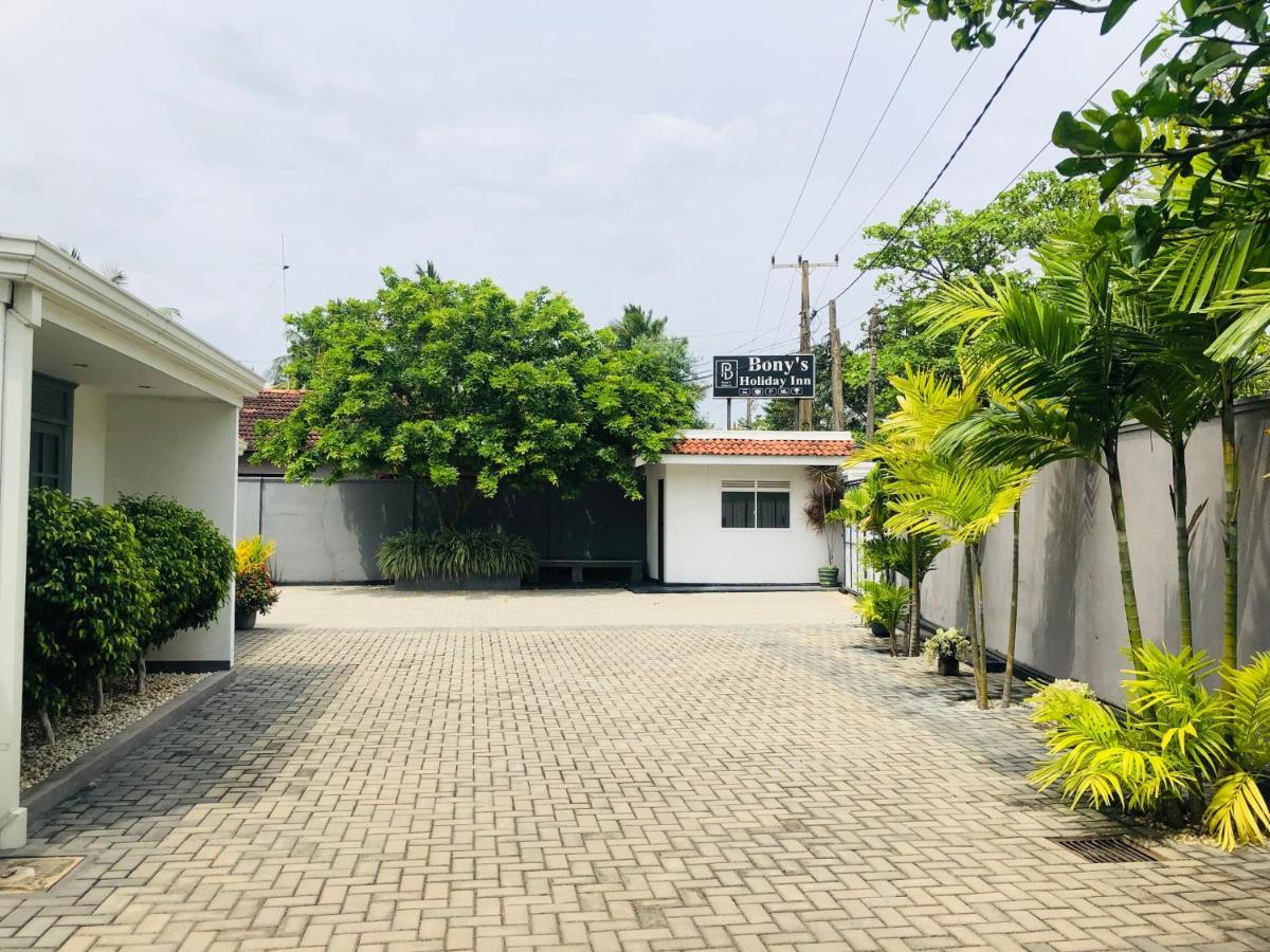 Bony'S Holiday Inn Negombo Kültér fotó