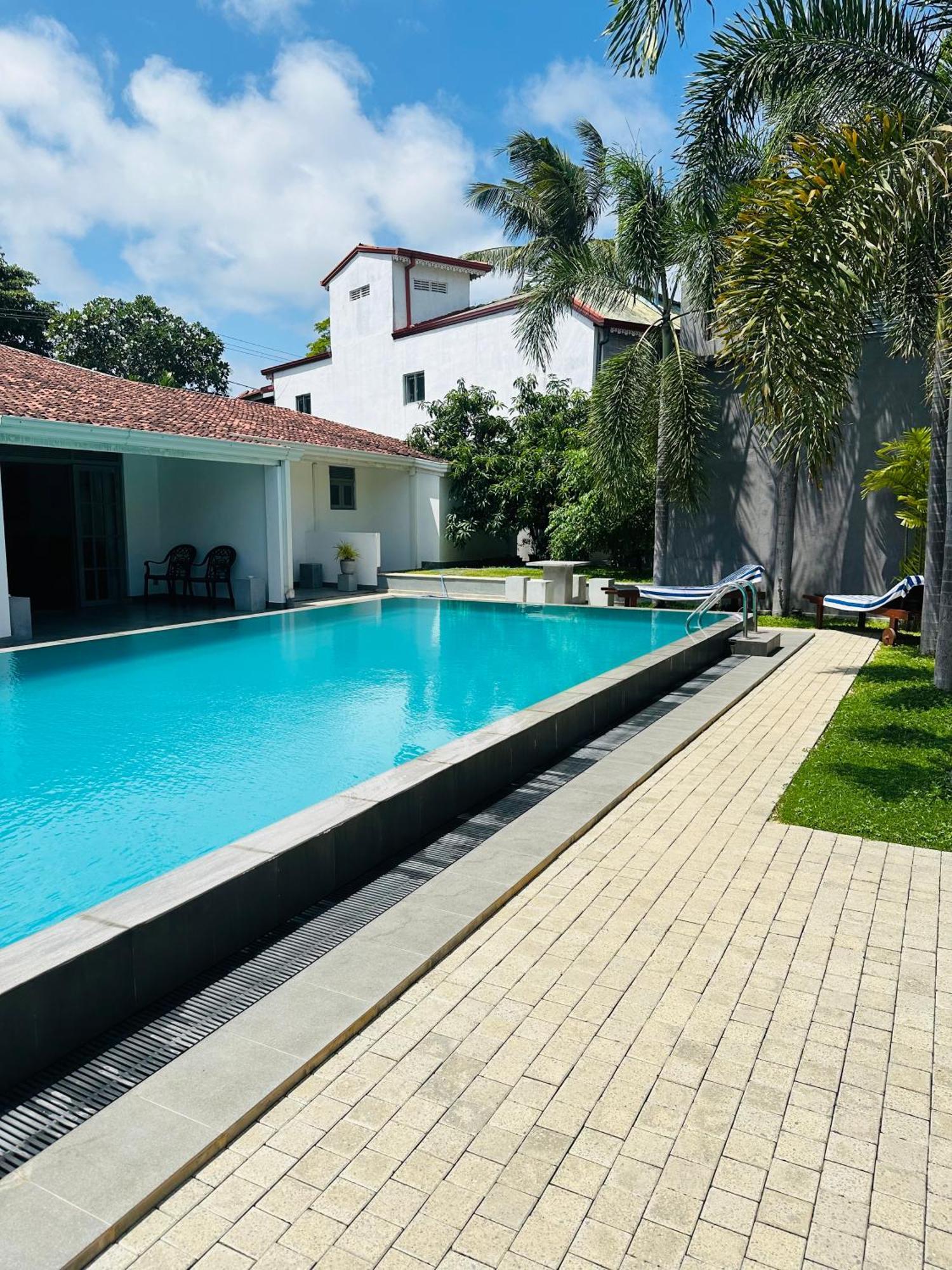 Bony'S Holiday Inn Negombo Kültér fotó