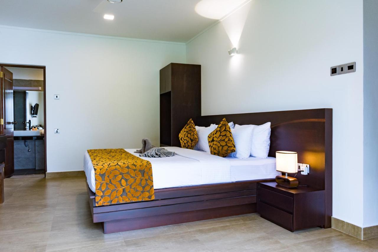 Bony'S Holiday Inn Negombo Kültér fotó